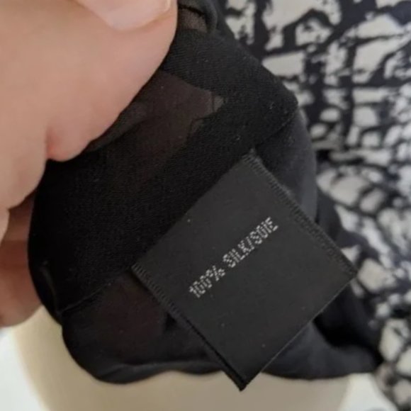 Lafayette 148 New York Silk Blouse - Picture 4 of 4